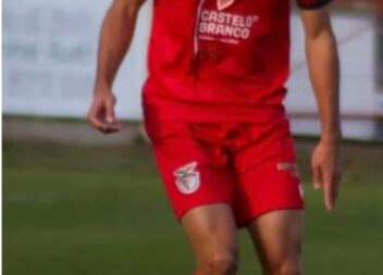 GD Peniche 0 Benfica e Castelo Branco 1