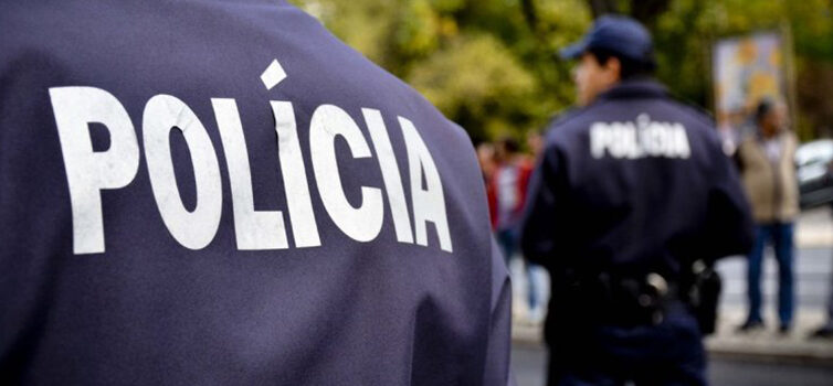 Polícia detido pela Judiciária