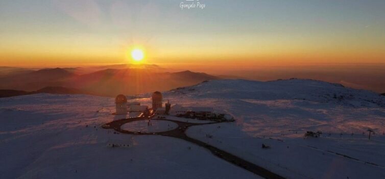 Amanhecer com sol de Inverno na Serra da Estrela