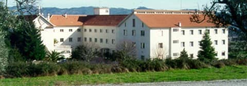 Jovens universitários ucranianos instalados no Seminário do Tortosendo vão estud