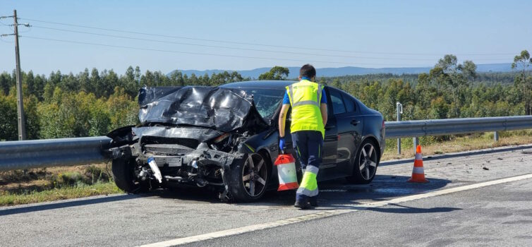 Acidente grave na A23