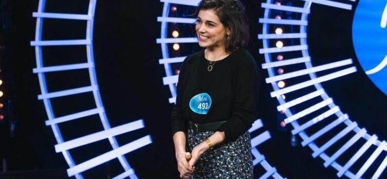 Audrey Mendes de 27 anos, é do Telhado, uma freguesia no concelho do Fundão, e f